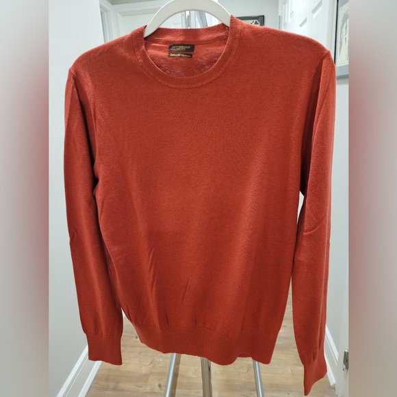Gutteridge Soft Red Pullover Crew Neck - Picture 2 of 4